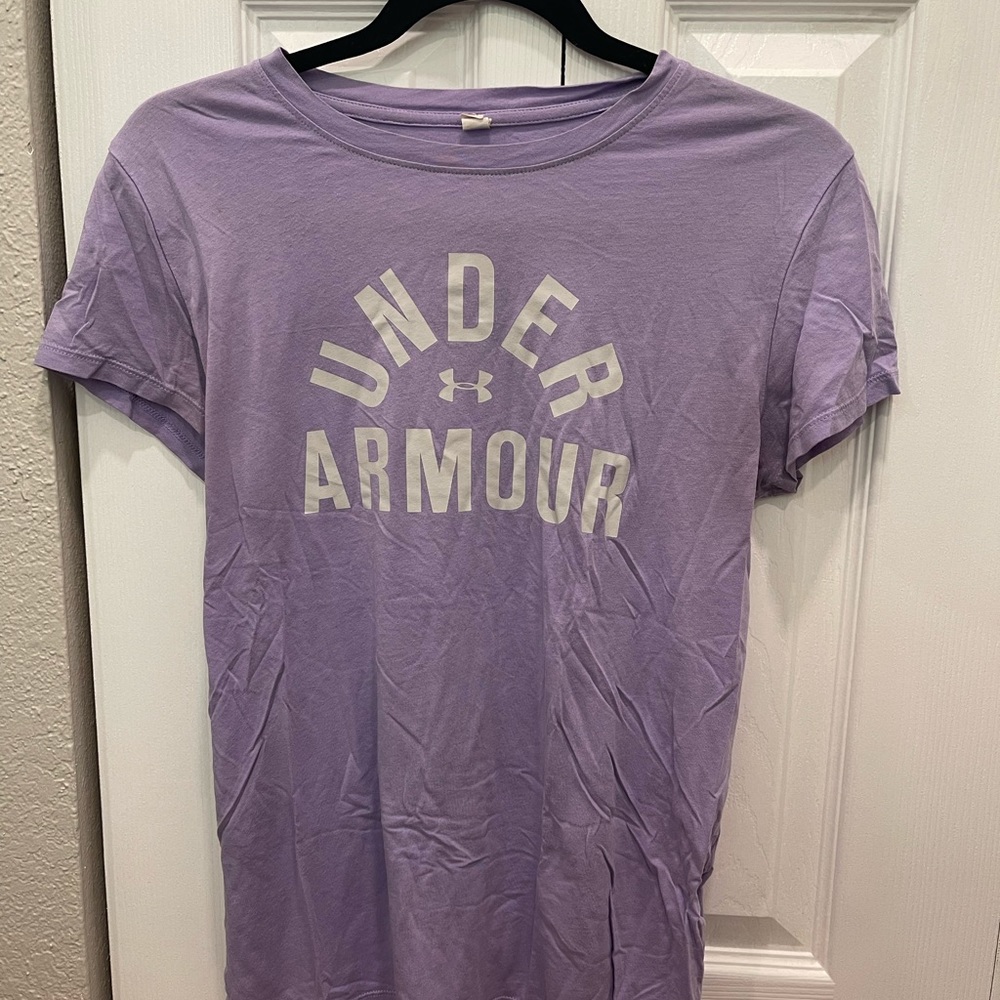 Under Armour t-shirt